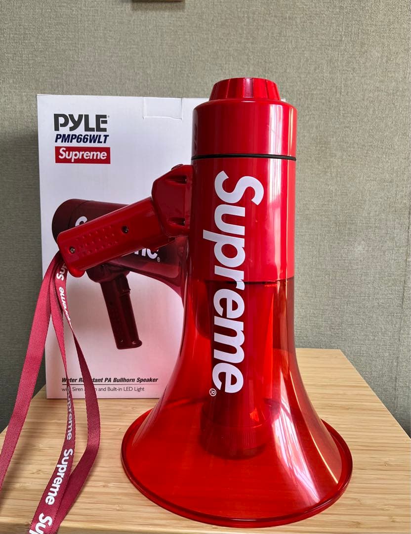 supreme 拡声器　メガホン　PYLE LEDライト　防水スピーカー