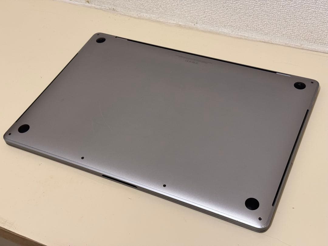 Apple MacBook Pro 2019 i9 16インチ 1TB 32GB