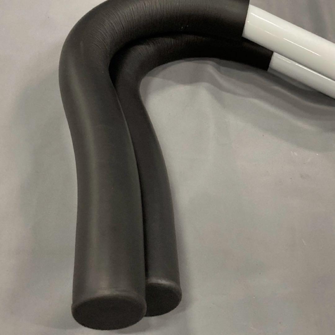 ミレニアムプロ　折りたたみ式　松葉杖　2本　ホワイト　高さ調整可能