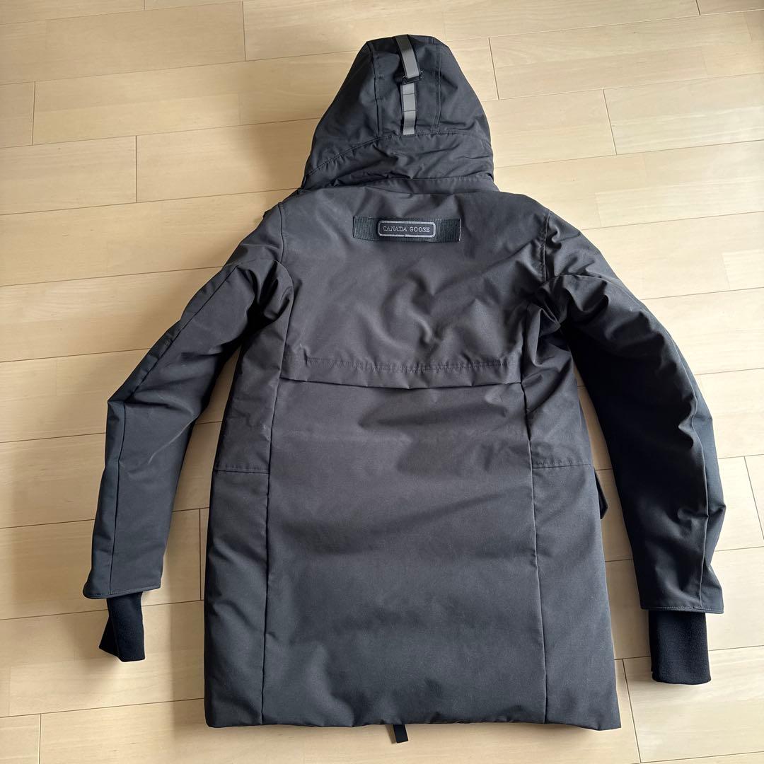   カナダグース　ブラックレーベル　ダウンジャケット