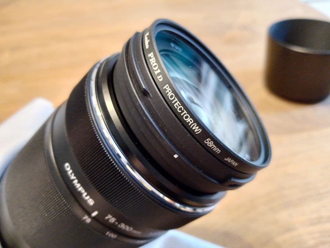 【レンズプロテクター付】 OLYMPUS 75-300mm II ED MSC