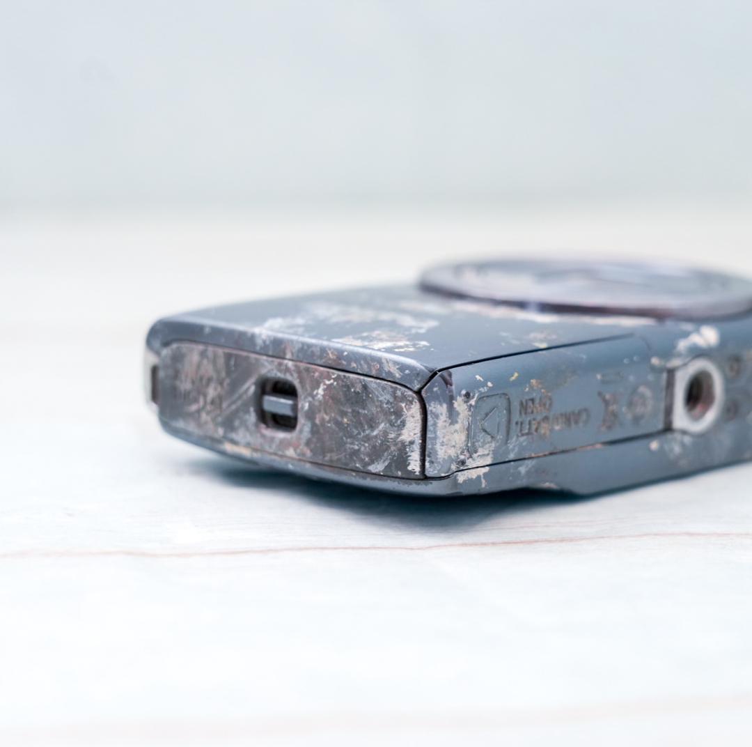 世界に一台だけ　Canon IXY 160 シルバー　動作OK