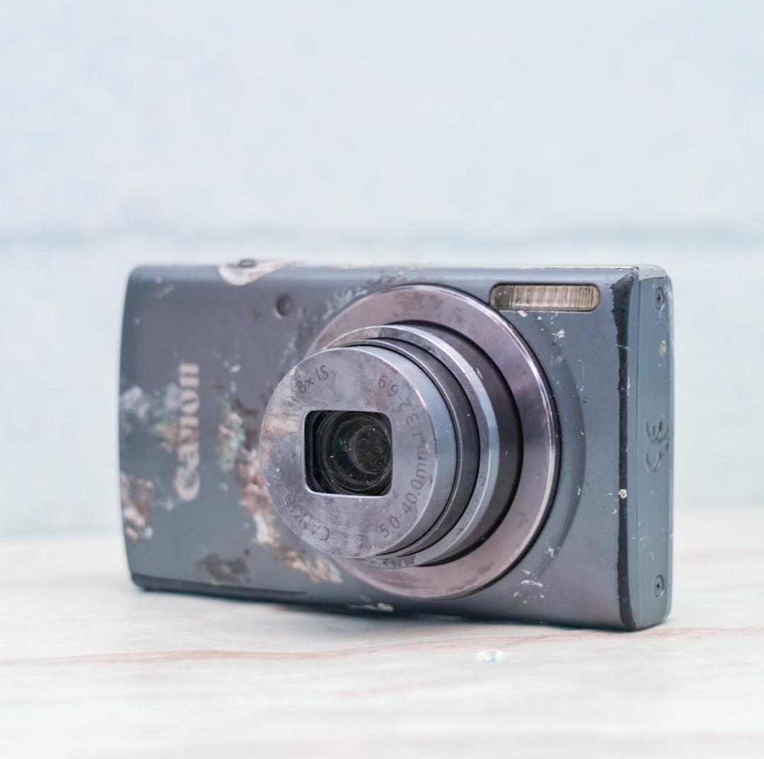 世界に一台だけ　Canon IXY 160 シルバー　動作OK