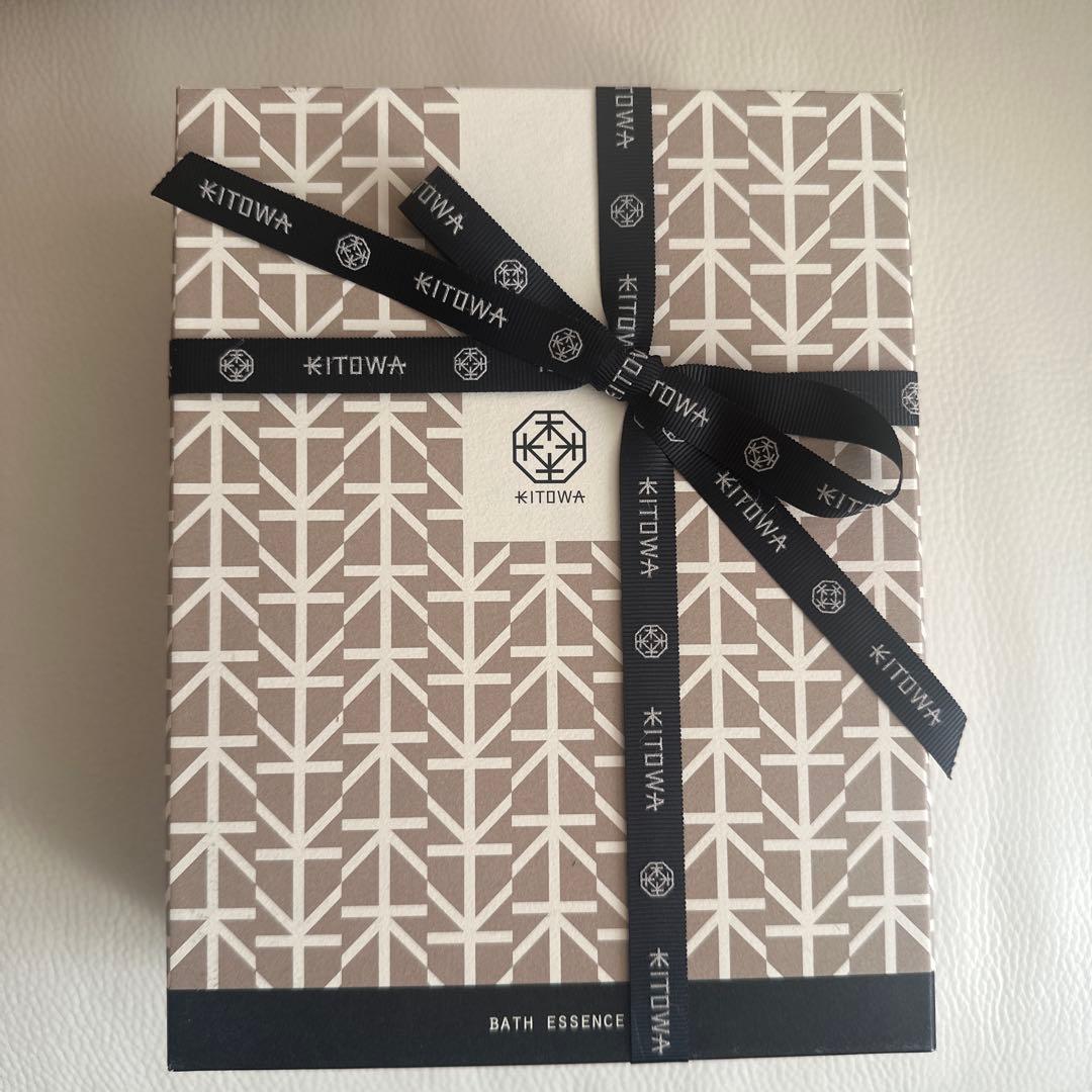 新品KITOWA バスエッセンス 2本セット ギフトボックス【リボン付き未開封】