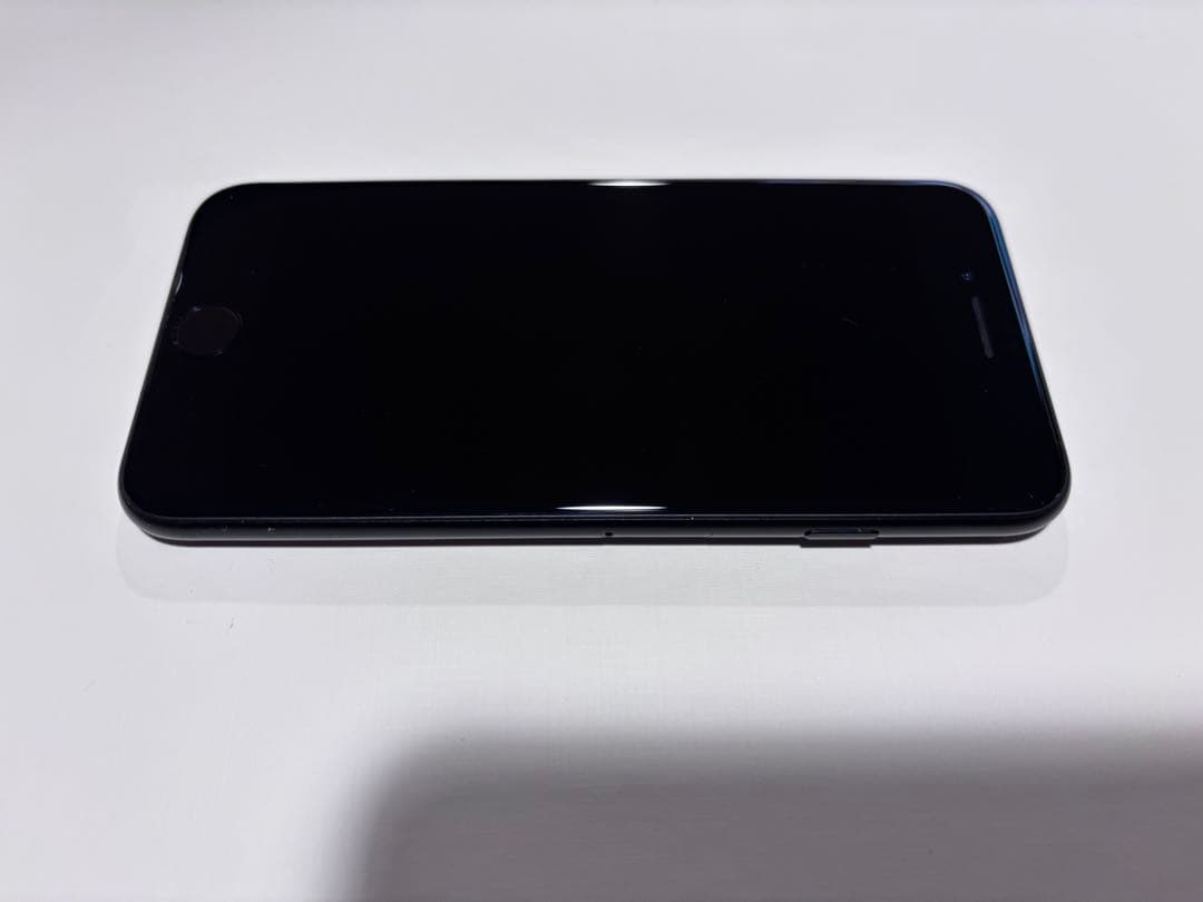 iPhone SE 第2世代64GB ブラック バッテリー最大容量85%