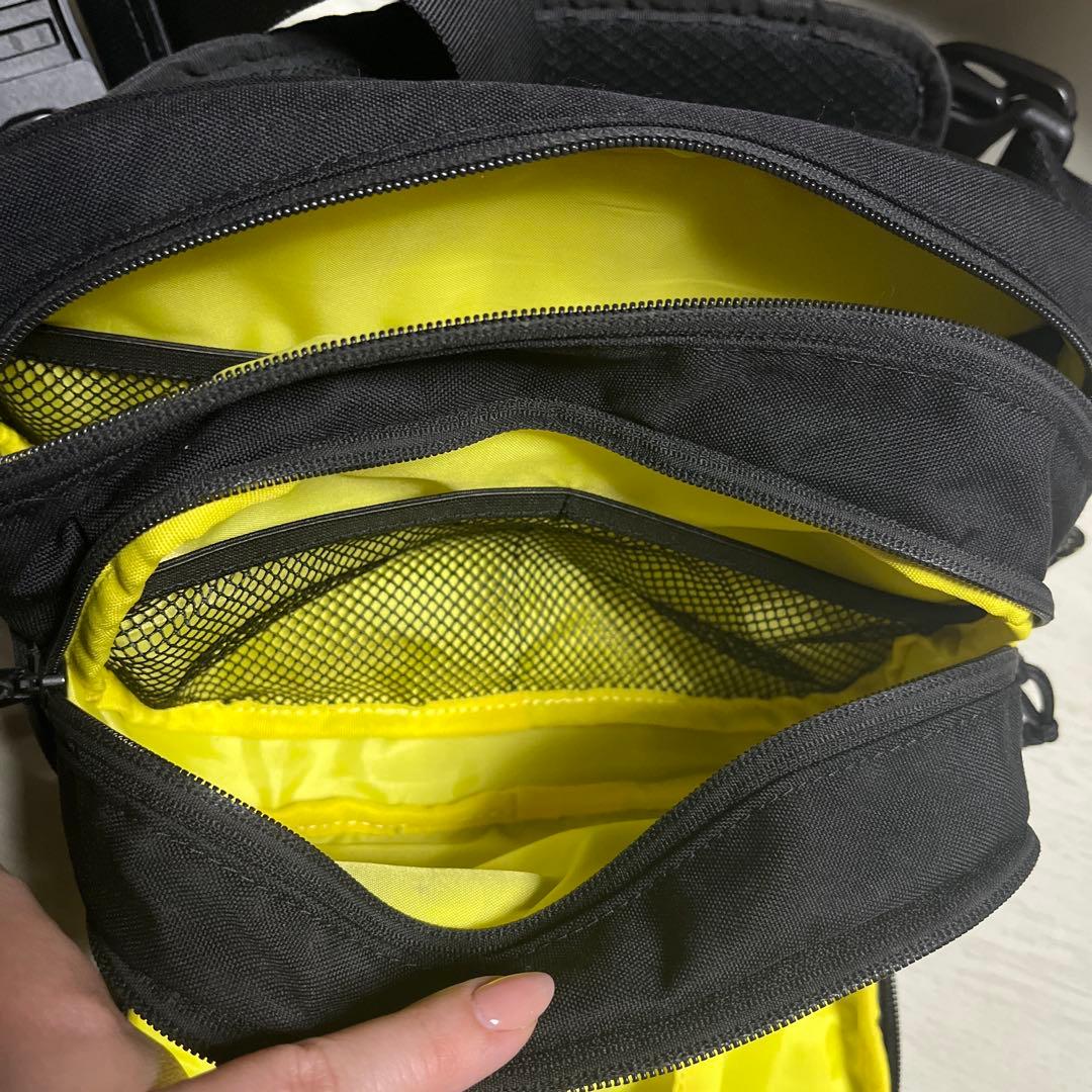 Hugoo ハグー ヒップシート ショルダーバッグ 抱っこ紐 ブラック