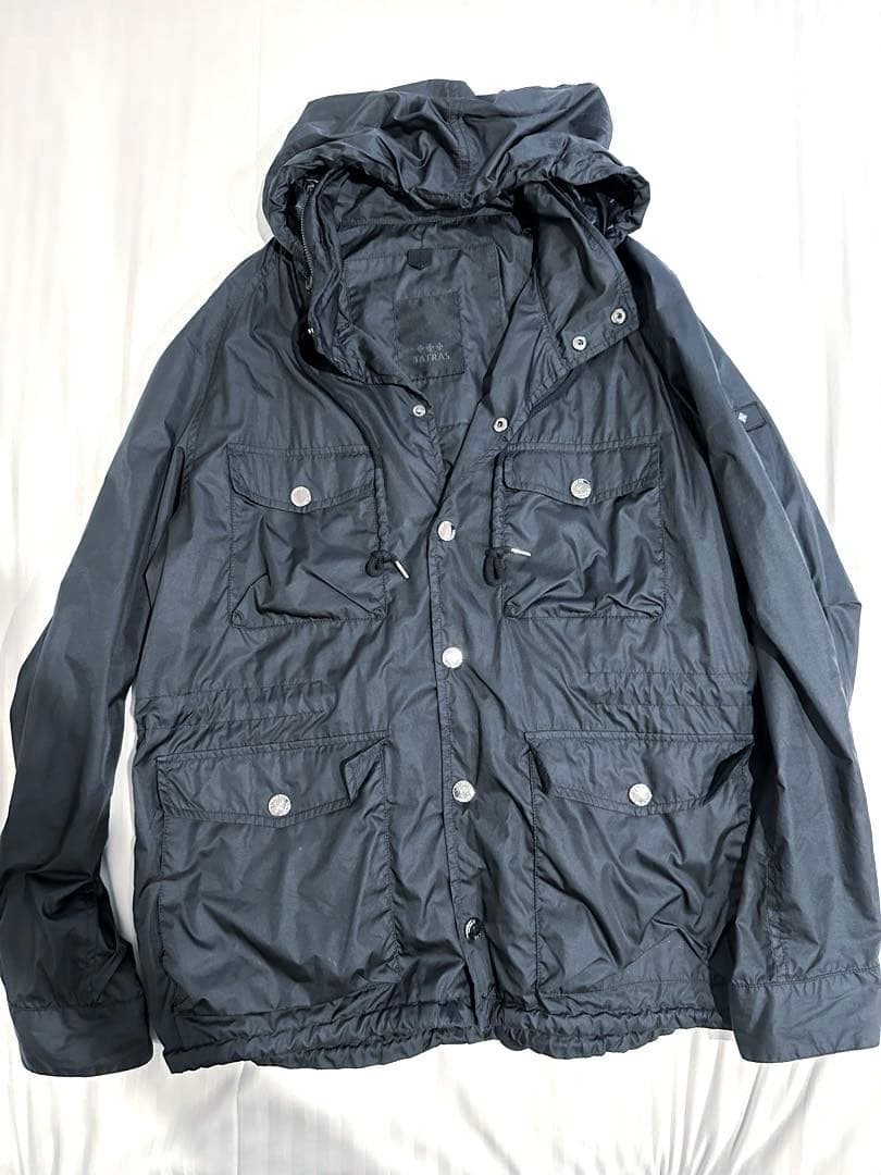 タトラス TATRAS ブラック　ナイロンジャケット　03 Lサイズ　ビジネス