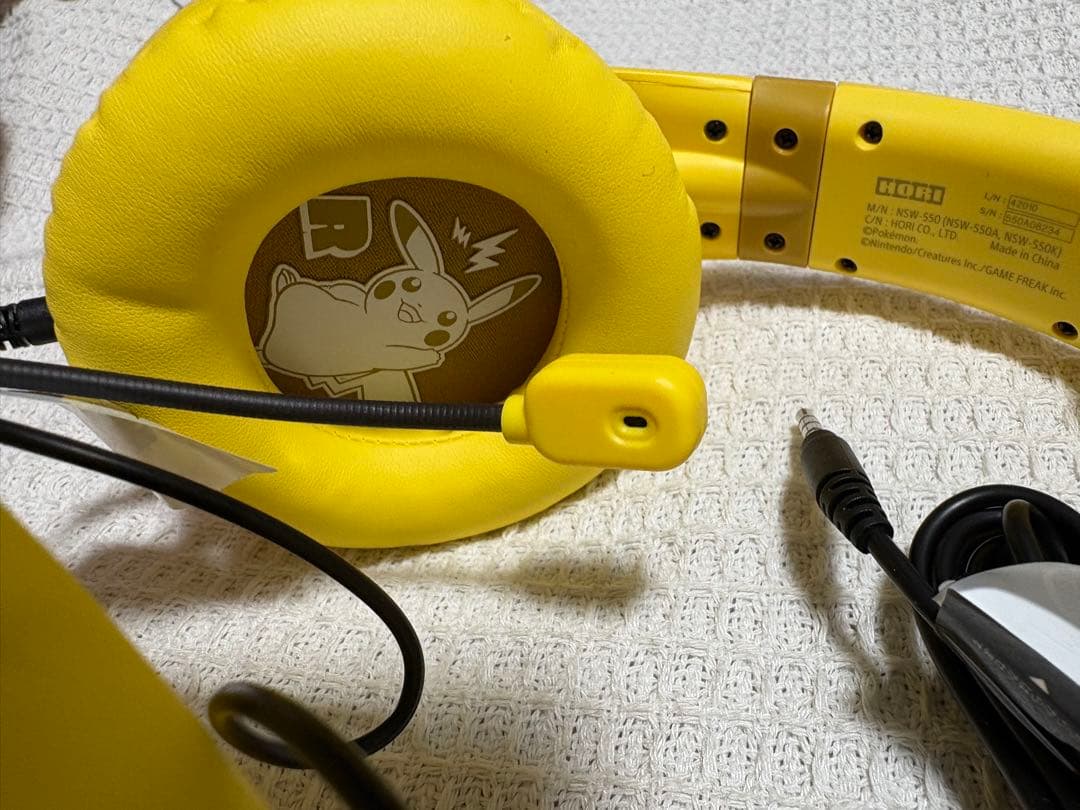 【未使用】ピカチュウ なりきりゲーミングヘッドセット 任天堂 Switch対応
