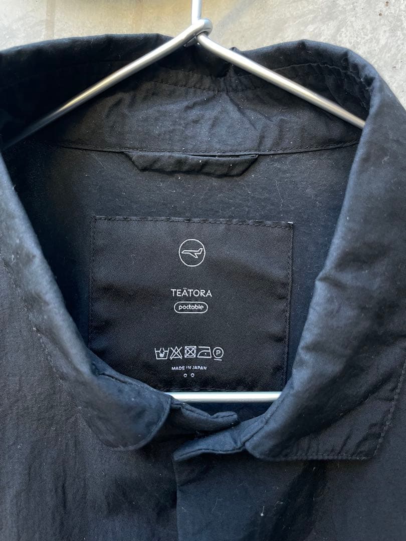 テアトラ　シャツ