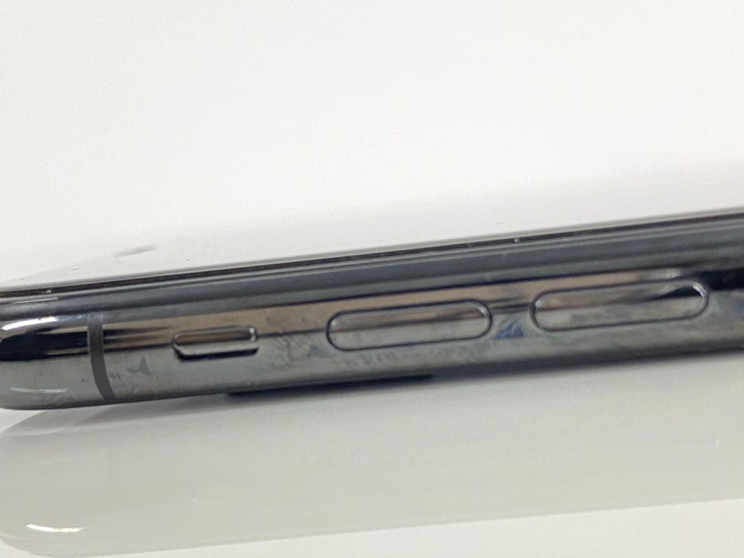 #Apple iPhone Xs 本体 カバー フィルム付き