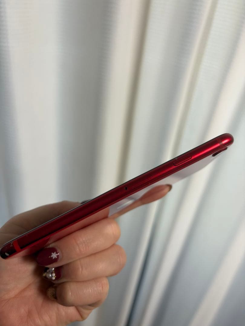 iPhone SE (第2世代) PRODUCT(RED) 本体　レッド