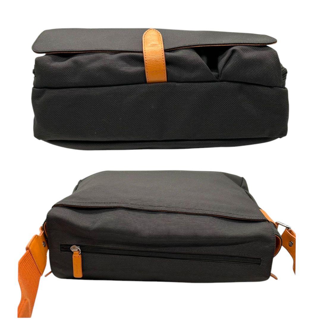 ハンティングワールド　ショルダーバッグ　キャンバス　メッセンジャーバッグ　s7