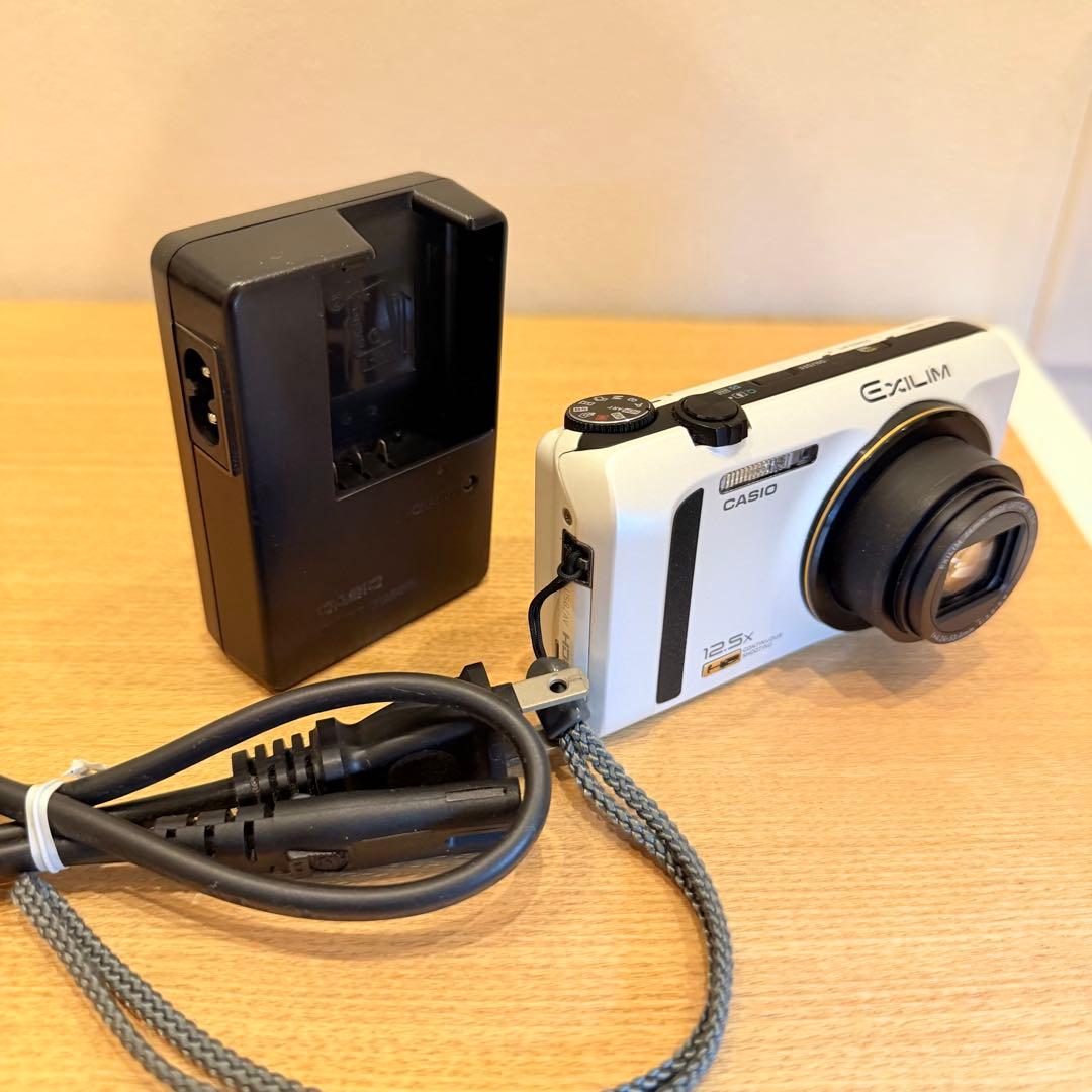 カシオCASIO EXILIM EX-ZR100 デジカメ y2k コンデジ