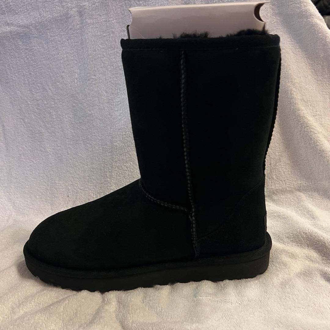 ブラックムートンブーツ