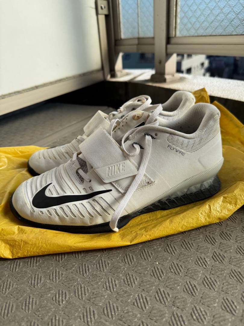 ロマレオス3 スクワットシューズ 値段交渉あり