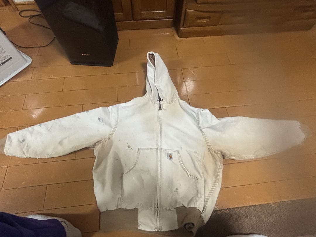 レ*ー様 Carhartt フード付きジャケット ホワイト