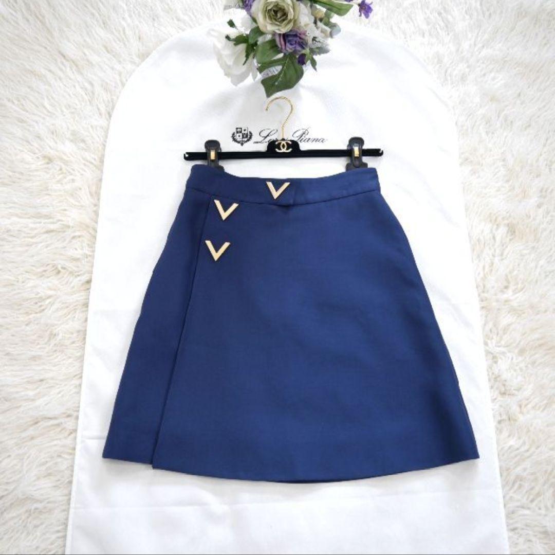 ★VALENTINO最高級ライン★美品★Vロゴプレート★Aラインスカート