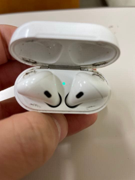 Apple AirPods MV7N2J/A 第一世代