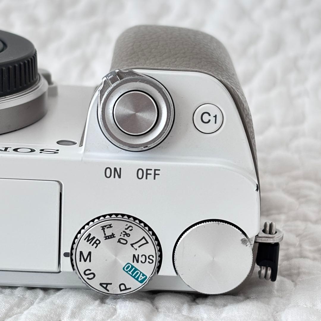 SONY α6100 ILCE-6100 ボディ 本体　パワーズームレンズセット