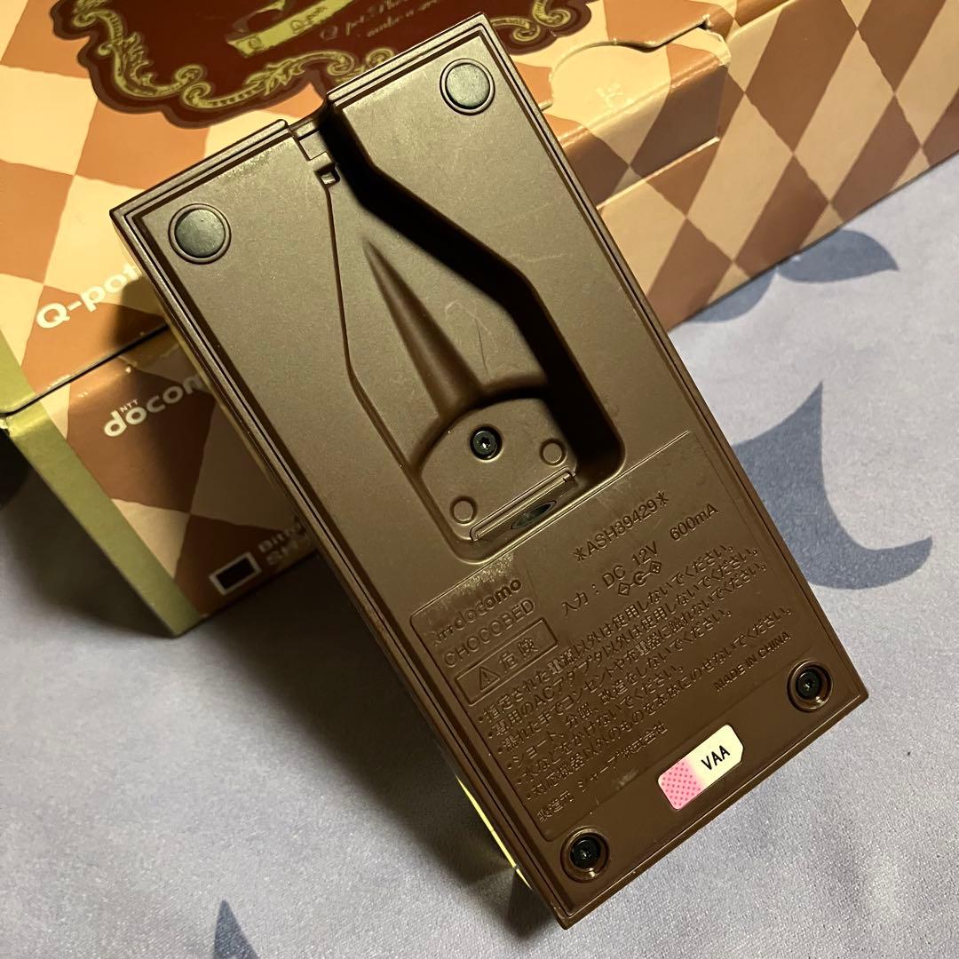 Q-pot Phone SH-04D 板チョコスマホ