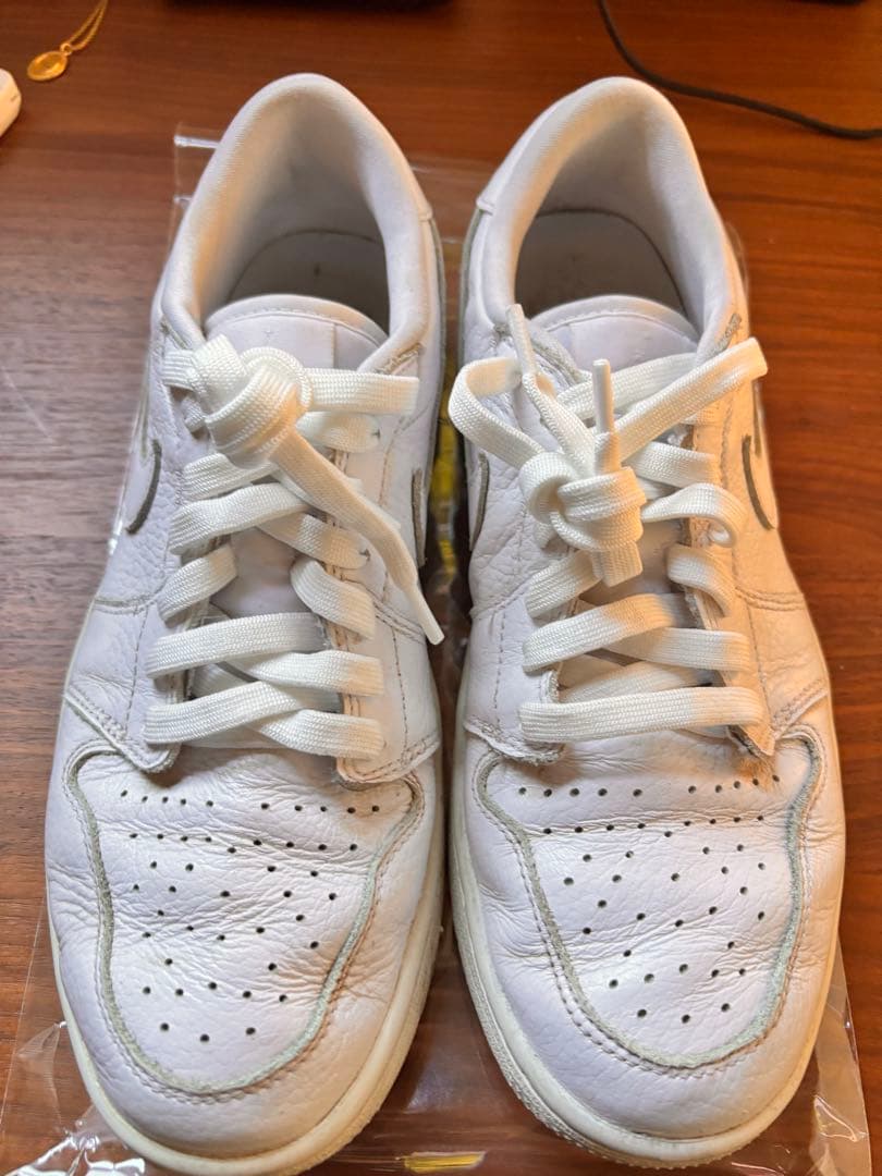 靴 Air Jordan 1 low golf white