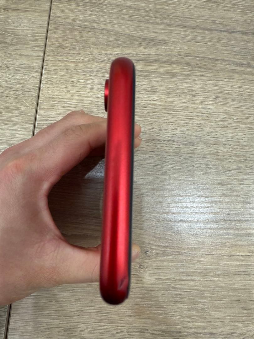 Apple iPhone XR レッド　RED スマホ　本体