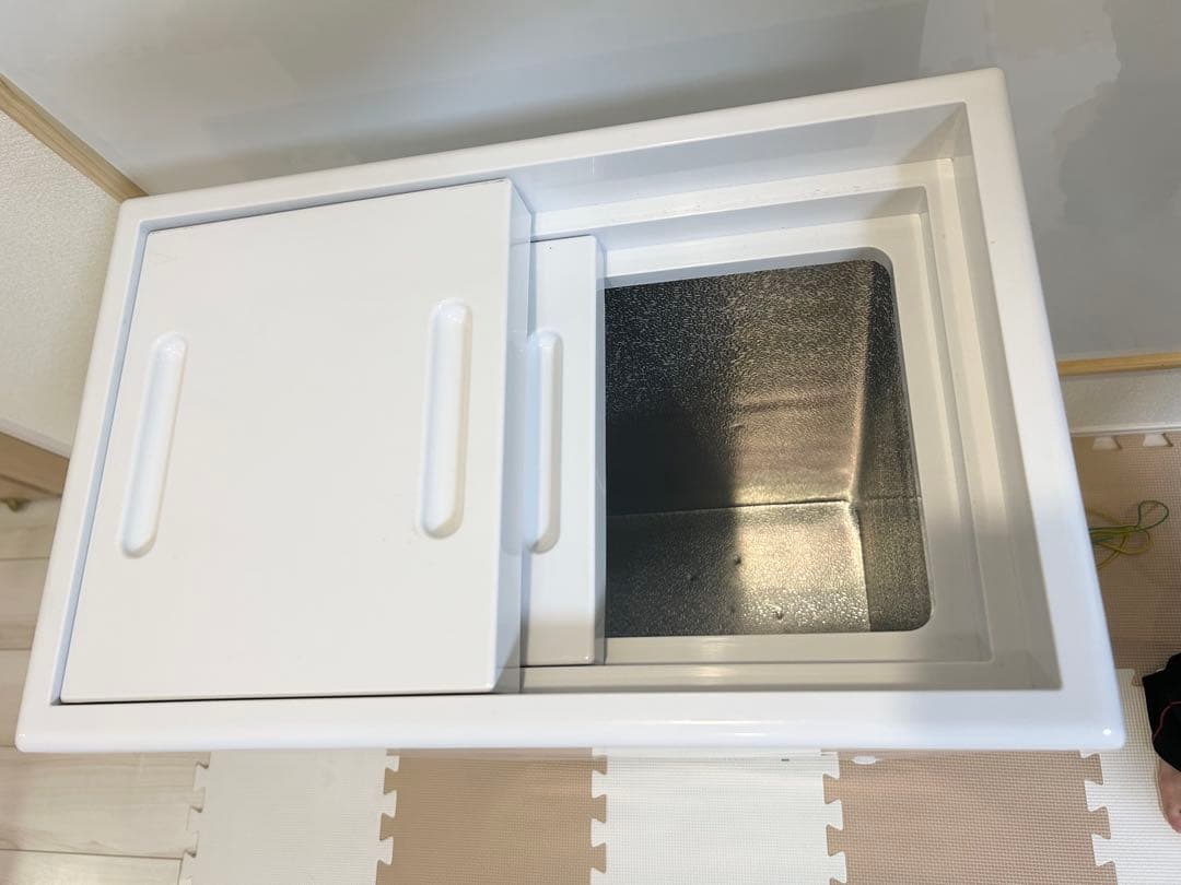 ALLEGIA　冷凍ストッカー　４１L　厨房　2020年製　AR-BD43-SW