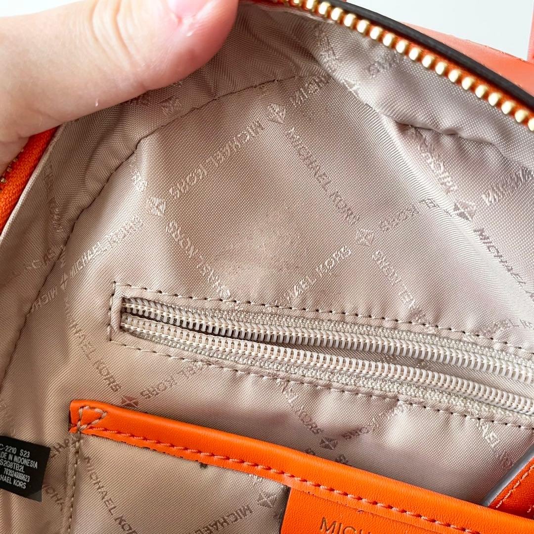 【新品】MICHAEL KORS リュックサック バッグパック オレンジ