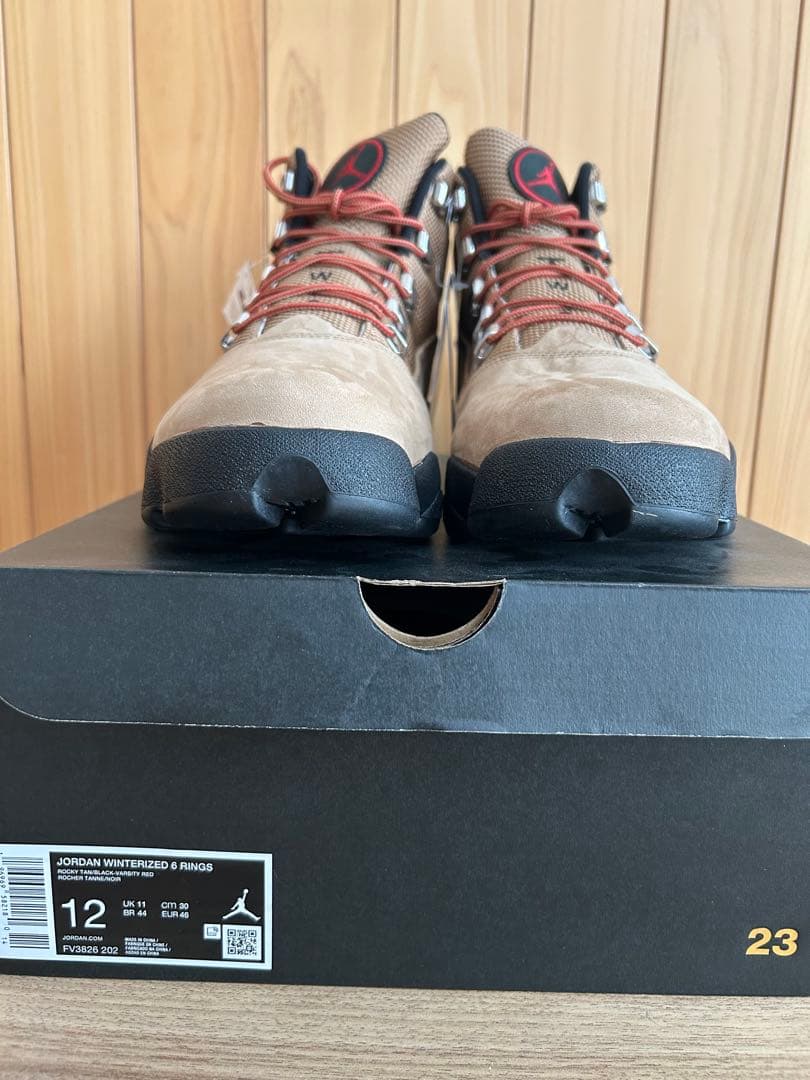 シューズ(男性用) JORDAN WINTERIZED 6RINGS