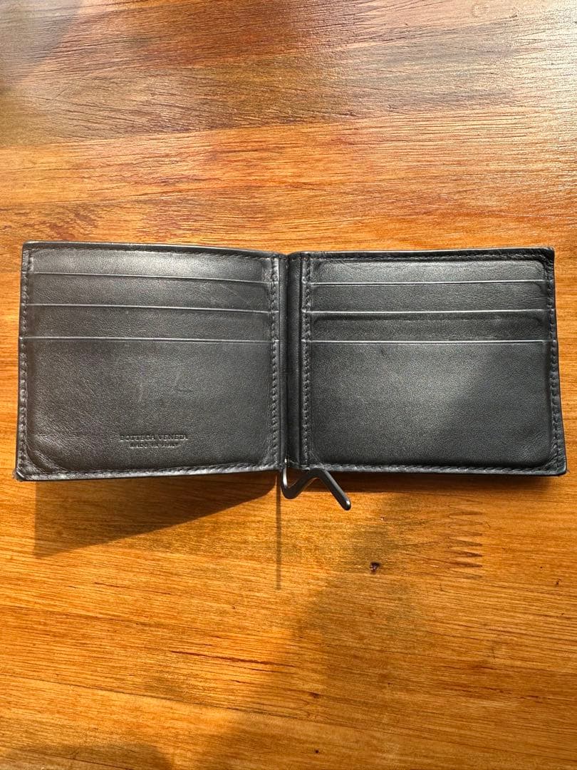 ボッテガヴェネタ　イントレチャート　マネークリップ付き　カードケース