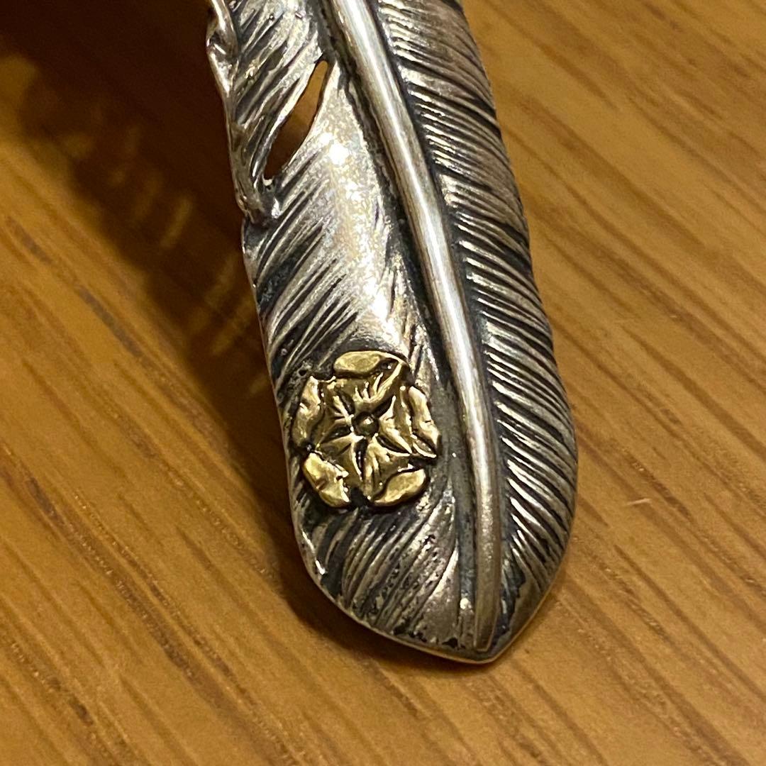 超*s様 Goro's ゴローズ現行　金メタルローズ付き特大フェザー