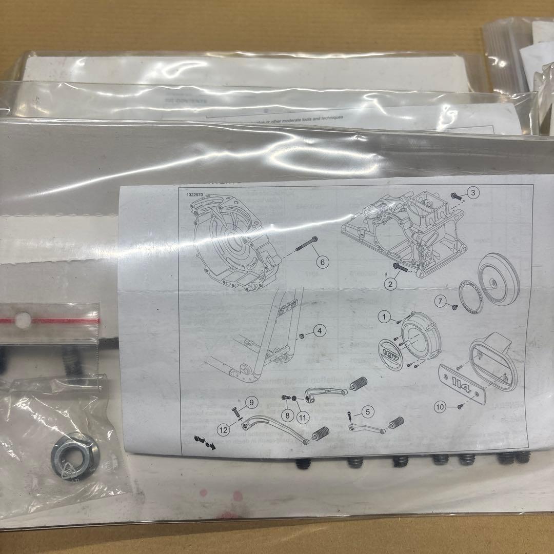 ハーレーダビッドソン ローライダーST 2023年純正ロッカーカバー ネジ付き