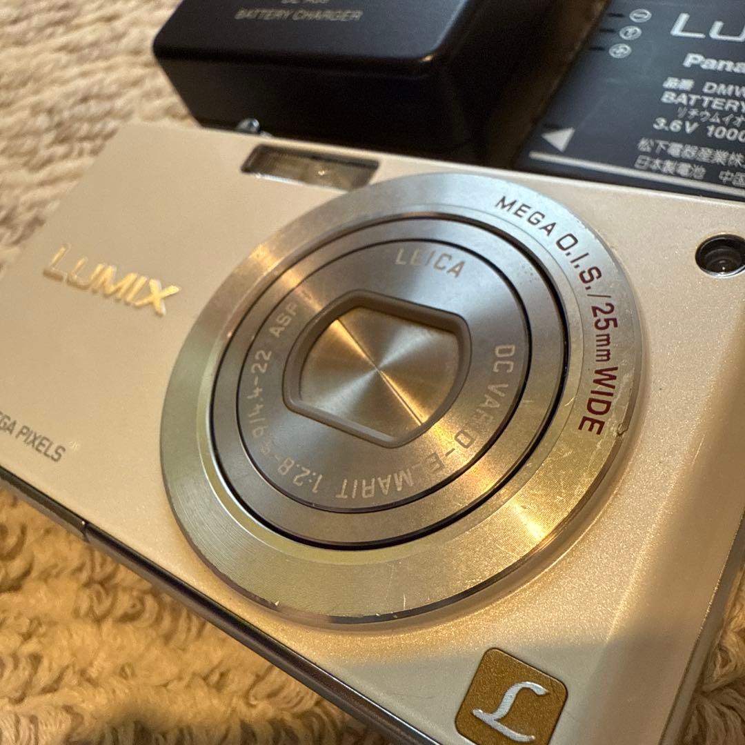 【動作確認済】中古LUMIX DMC-FX37 デジカメ ホワイト