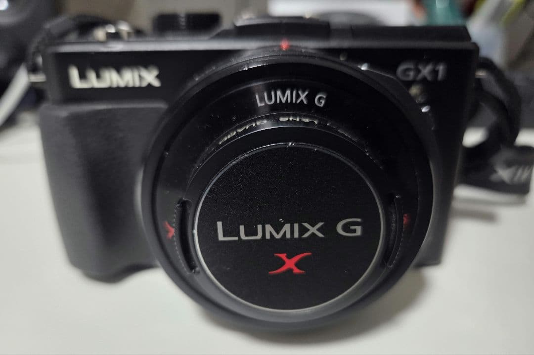 【キットレンズ付き】パナソニック製LUMIX デジタル一眼カメラ DMC-GX1
