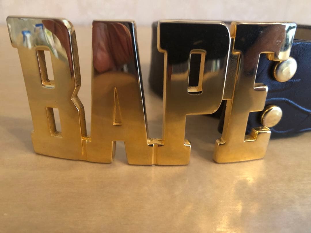 ア ベイシングエイプ