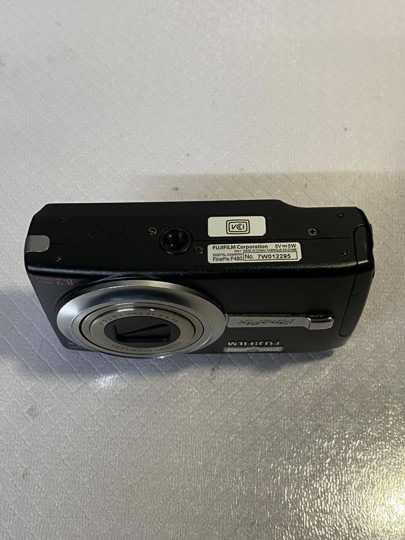 デジタルカメラ FUJIFILM F480#702