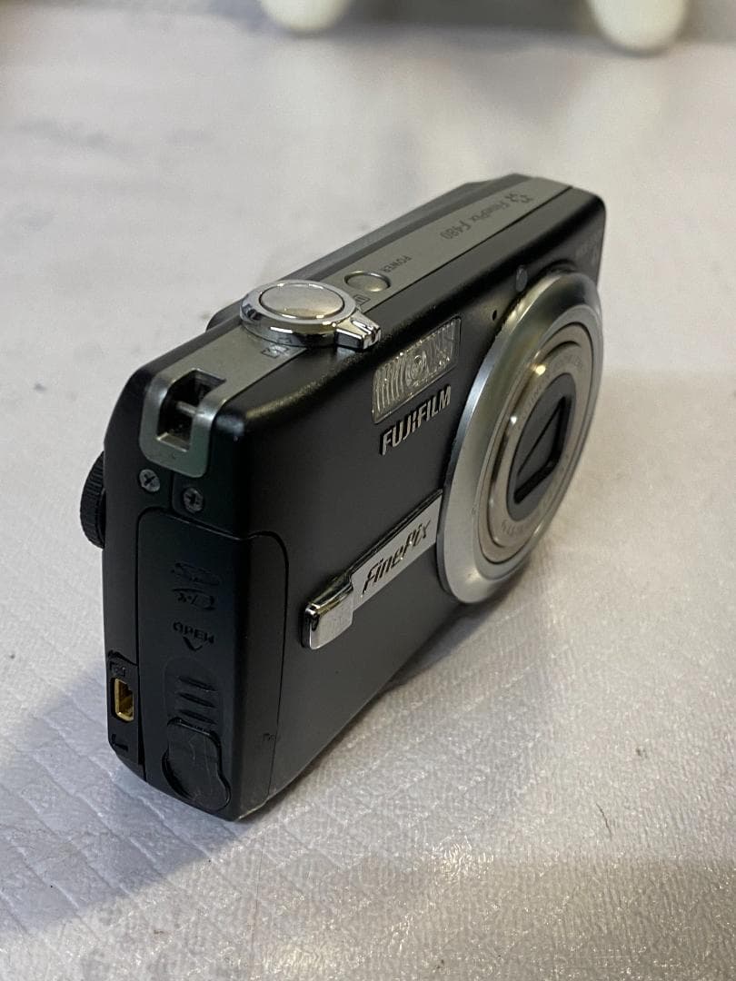 デジタルカメラ FUJIFILM F480#702