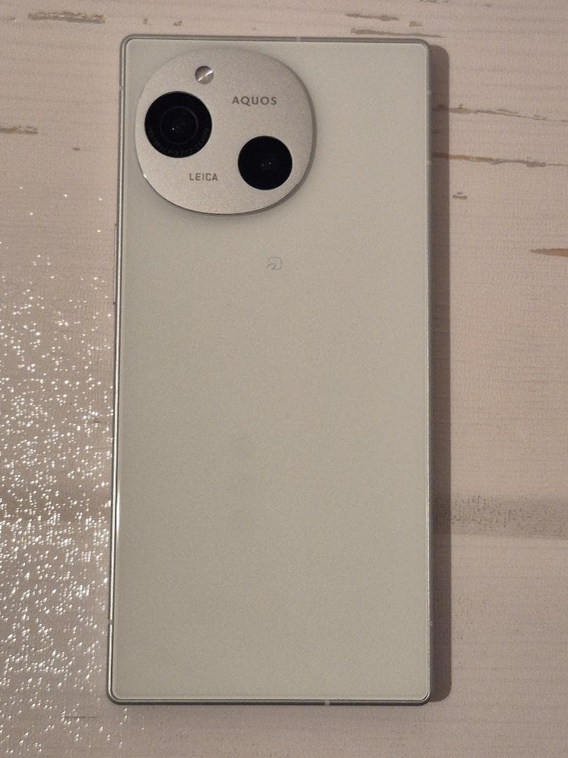 AQUOS R9 ホワイト 6.5型 12GB/256GB SIMフリー
