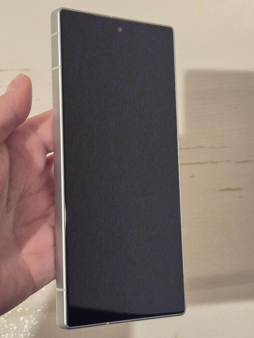 AQUOS R9 ホワイト 6.5型 12GB/256GB SIMフリー