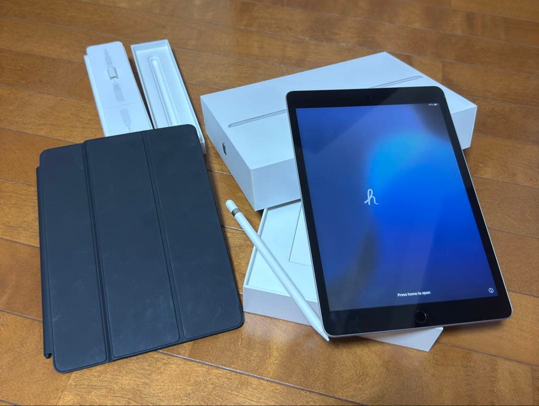 iPad第9世代　64GB apple pencil 純正キーボード付き