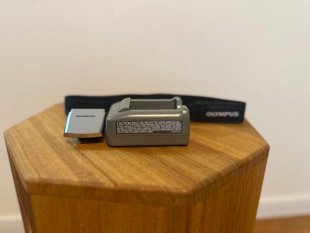 OLYMPUS PEN E-PL7 ホワイト ダブルズームキットショット数265