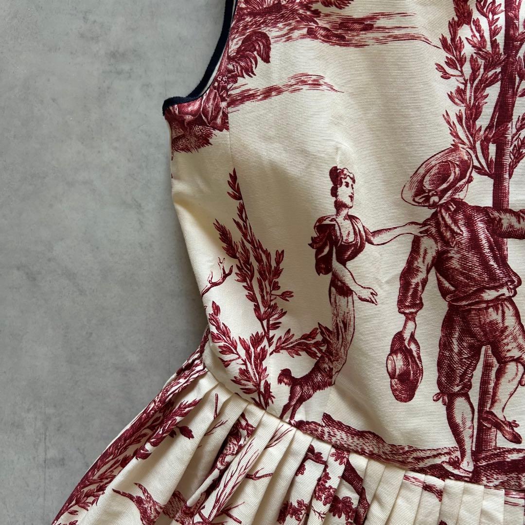 美品ウィークエンドマックスマーラ ノースリーブワンピース 刺繍絵画柄乗馬