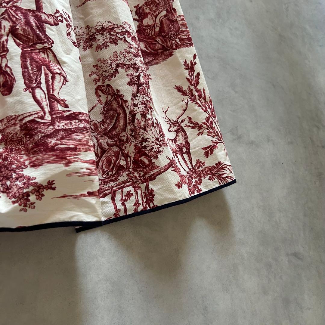 美品ウィークエンドマックスマーラ ノースリーブワンピース 刺繍絵画柄乗馬