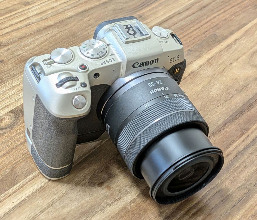 Canon EOS RP ミラーレス一眼 レンズ付き ゴールド ボディ