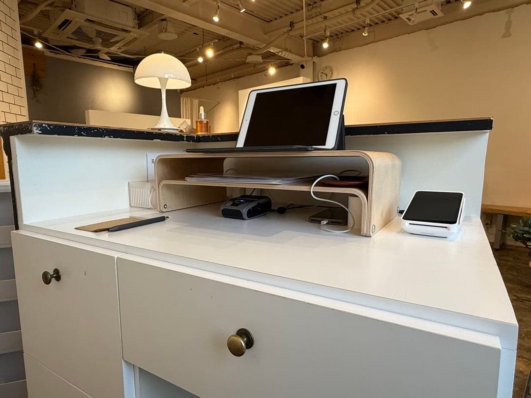 特注レセプションカウンター／レジカウンター