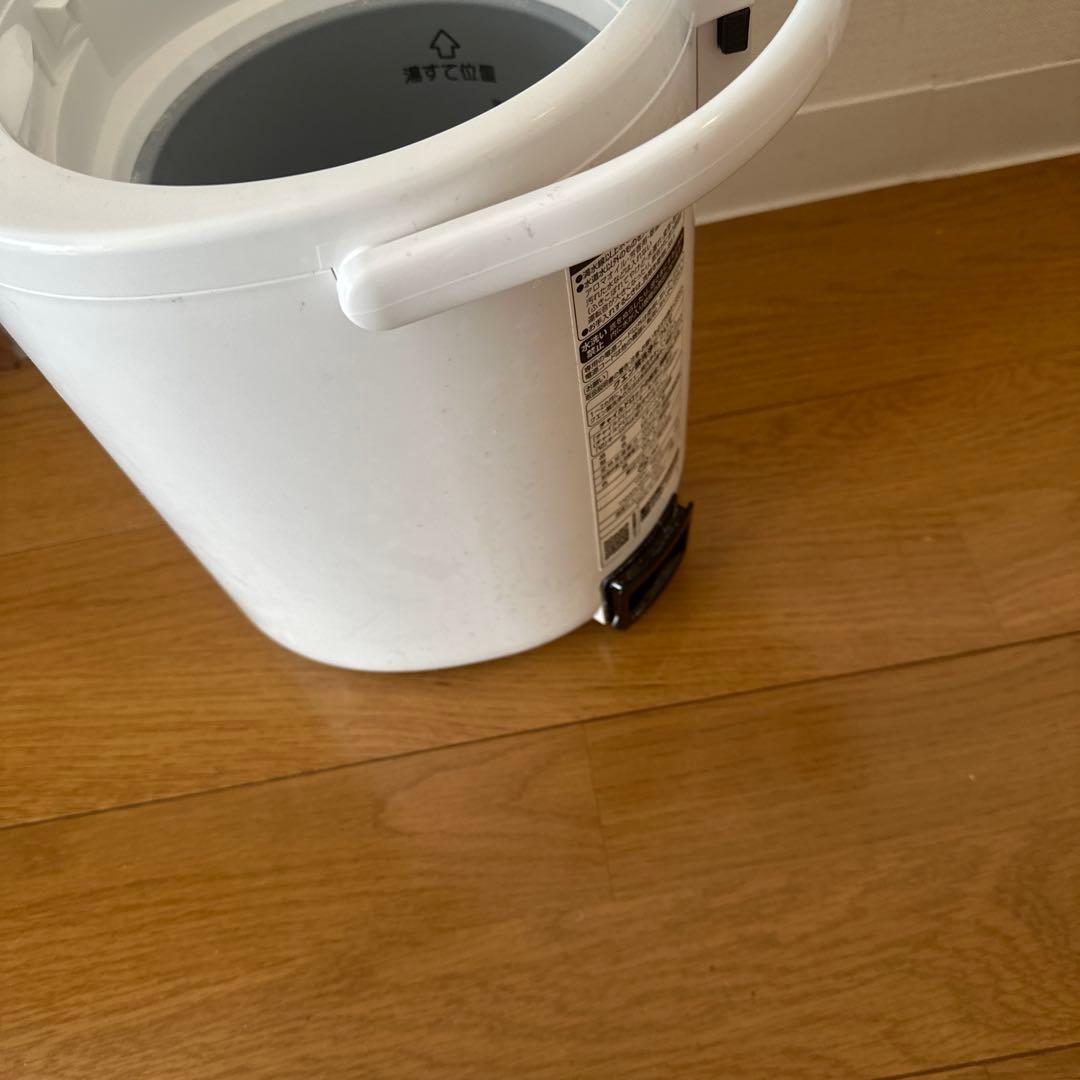 象印　スチーム式加湿器　2.2L　EE-RU35ホワイト　ZOJIRUSHI