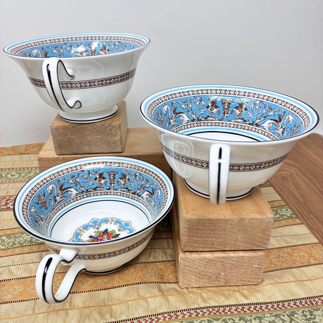 黒壺　ウェッジウッド フロレンティーンターコイズ カップ＆ソーサー　3客セット