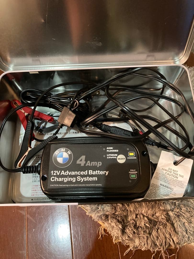 純正品　 バッテリーチャージ