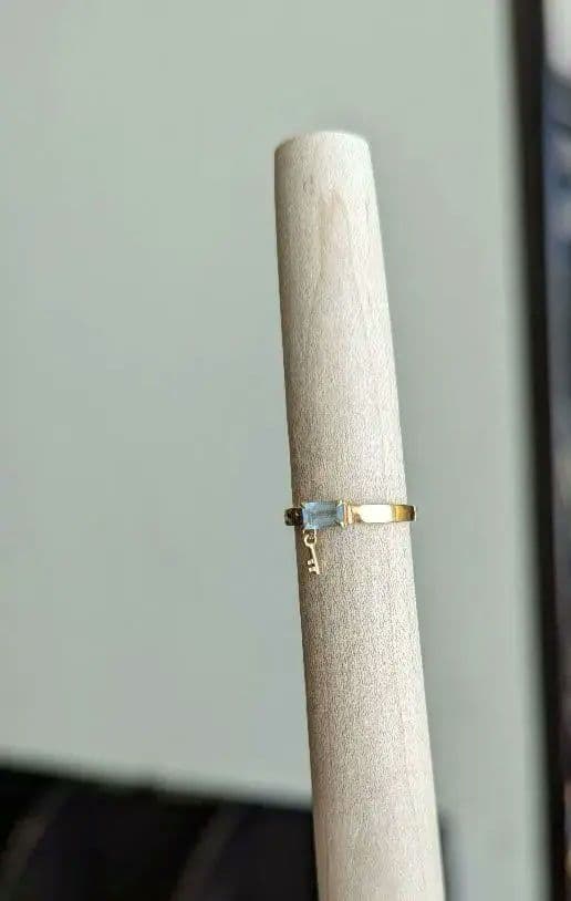 STAR JEWELRY　アクアマリン　K18　 5号