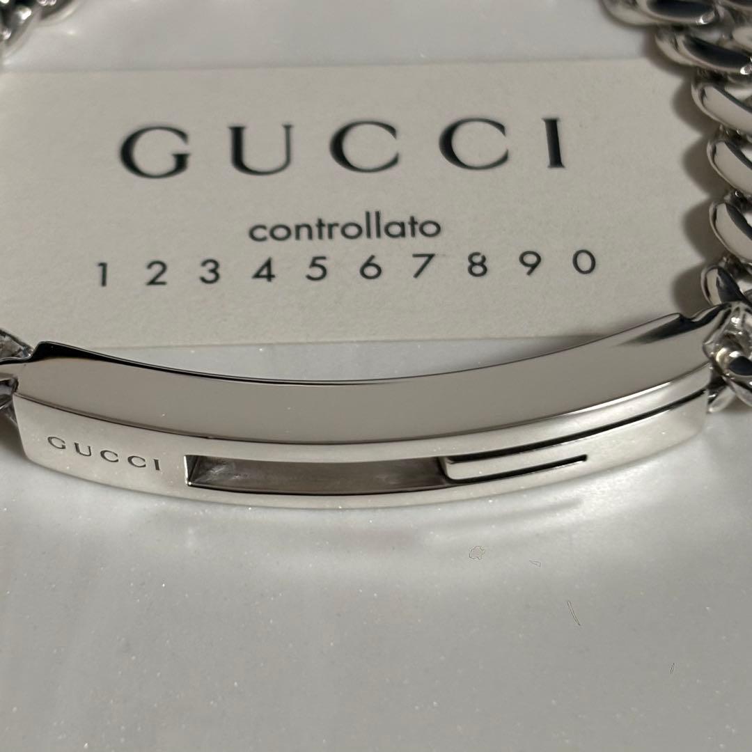 GUCCI 新品同様品　ラージタイプ　カットアウトGブレスレット　刻印18